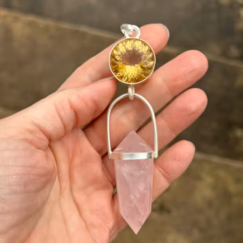 Three sun Godesses-Citrine with Rose Quartz Vogel