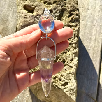 Air oracle- Clear Quartz with clear Amethyst Vogel crystal.