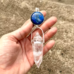 Blue Pearl- Pleiading Godess. Lapis Lazilu with clear quartz Vogel crystal.