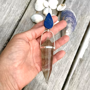 Isis- Sophia- the wisdom keeper - Lapis Lazuli with Citrine Vogel