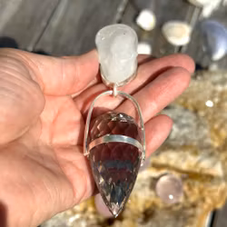 Ishtara- clear Quartz skull with hogh frequency Dragon egg