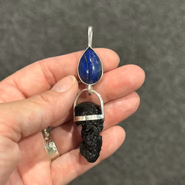 Oracle of ancient knowledge-  Lapis lazuli with Tectite