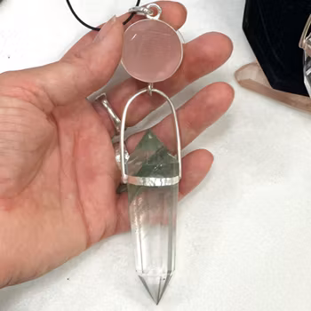 Running free -   Rose quartz with Lodolite