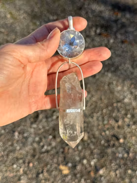 Light Portal of the North — Awaken the Diamond Codes of Freja, Clear quarts with clear quarts from Sweden