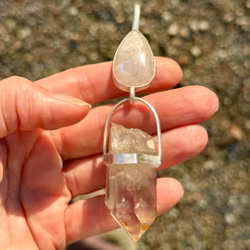 Awakening of the Old Bloodlines – Reclaim Your Birthright, Apricot rainbow moonstone with clear Nordic Quartz