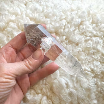 Lodolite Vogel crystal with amazing rainbows