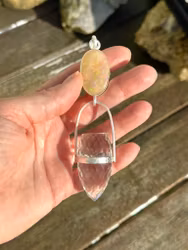 Large Velo Opal with high frequency dragon egg