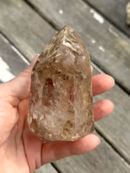 Large soft golden light Lodolit