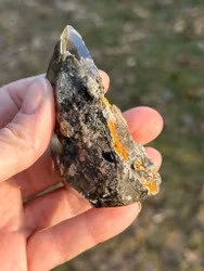 Raw dark Lodolite