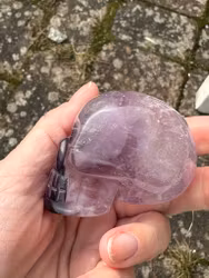 Amethyst skull
