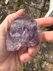 Amethyst skull