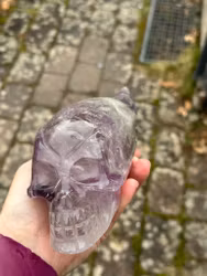 Amethyst skull traveller
