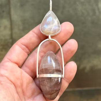 Womb of the Rising Light Priestess of Life - Guardian of the New Earth Frequencies  Apricot Rainbow Moonstone with Fire Quartz