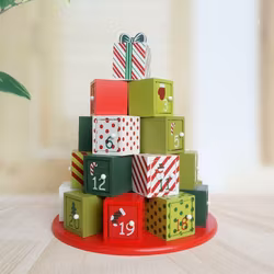 Återanvändbar Handtillverkad adventskalender i trä m 24lådor