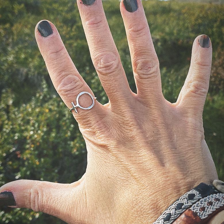 Ring ELLA
