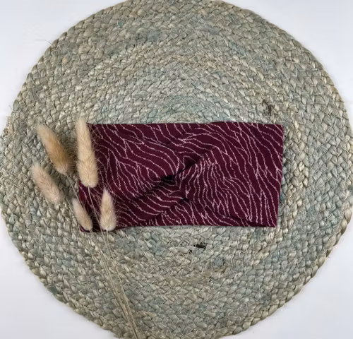 Snurrepannebånd  vinraudt Bølge