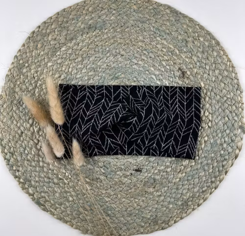 Snurrepannebånd svart Pil