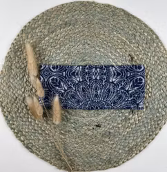 Pannebånd jeansblå str 50/54