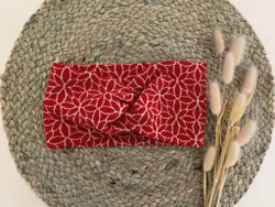 Snurrepannebånd  raudt Fanni