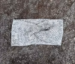 Snurrepannebånd  lys grå Elsa