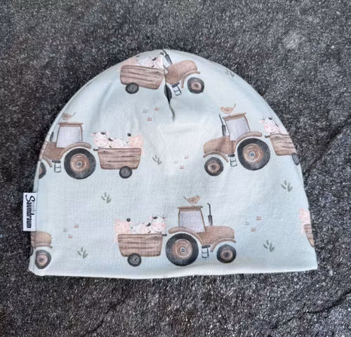 Lue m/fleecefor traktor str 48/50 (1-3 år)