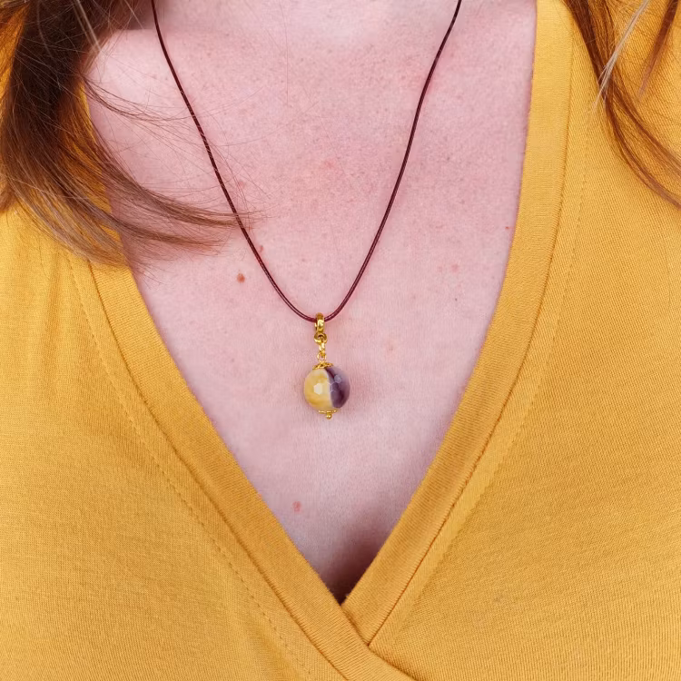 Halsband med hänge | Mokait