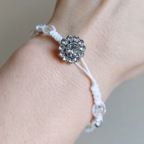 Makraméarmband med knapp | Glas