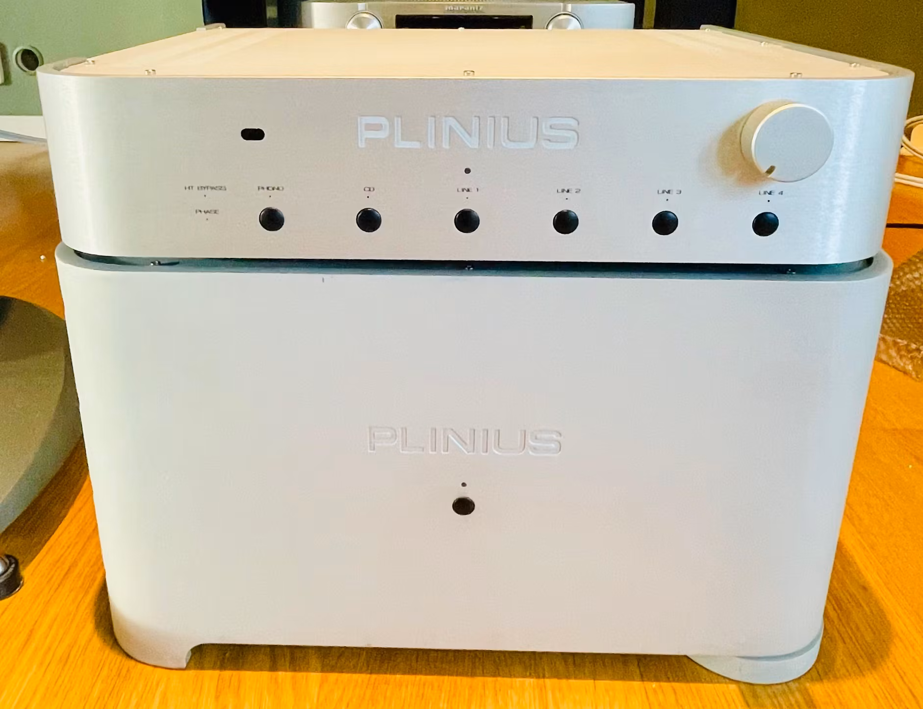 Plinius Odeon 6 Channel - PREOWNED slutsteg