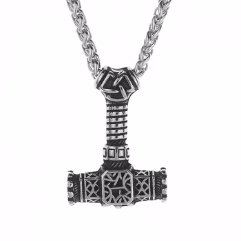 Mjølner Thors hammer med Valknut