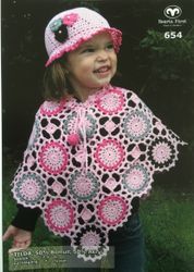 Virkad Poncho och hatt i Tilda