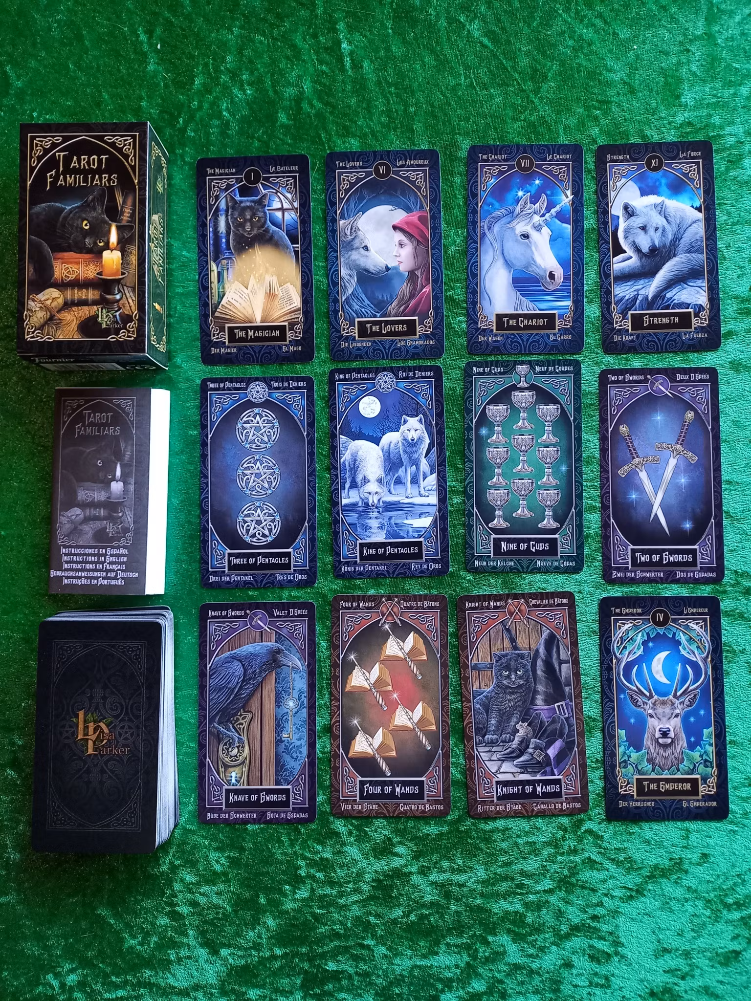 Tarot Familiars