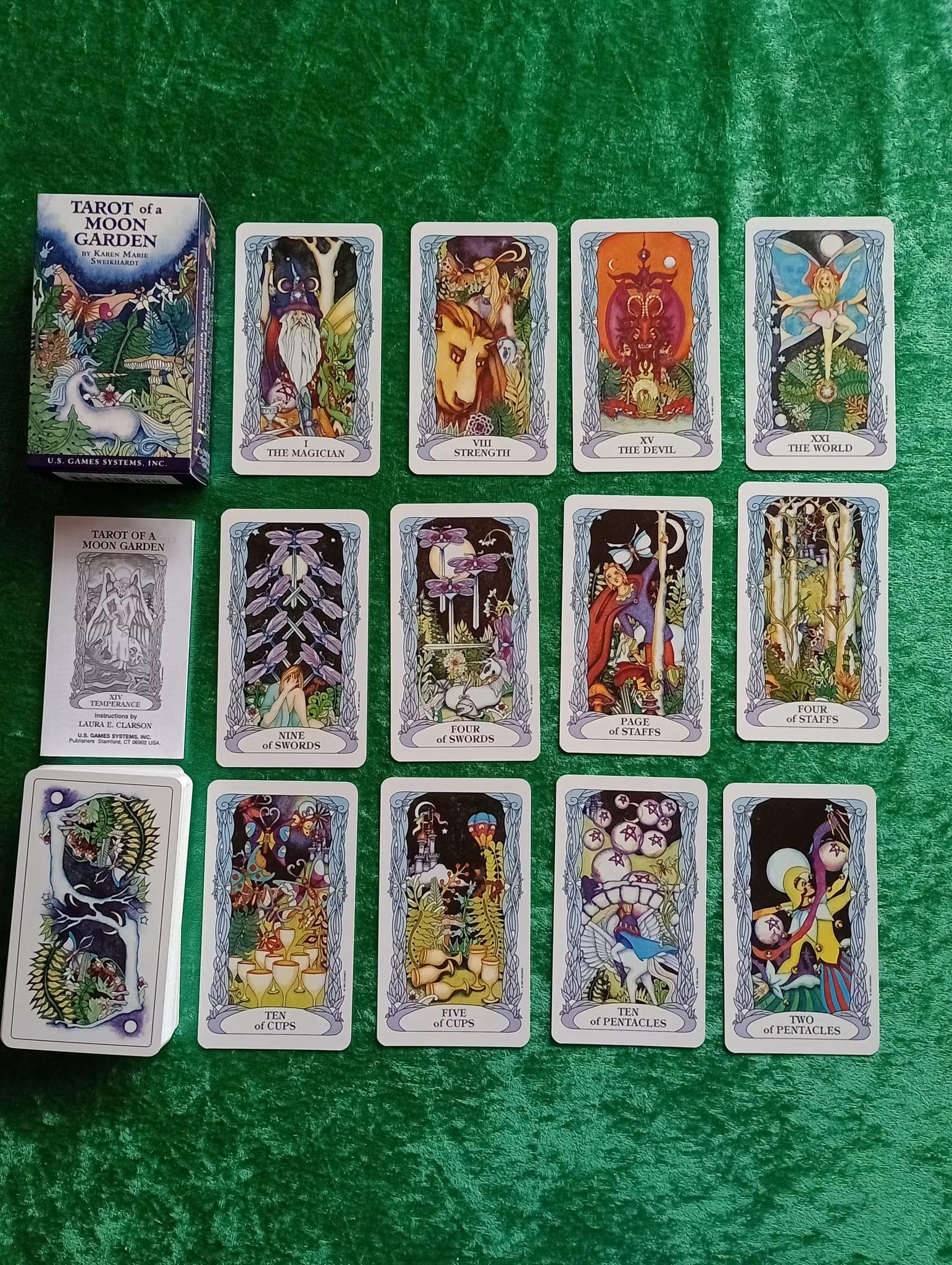 Tarot of a moongarden
