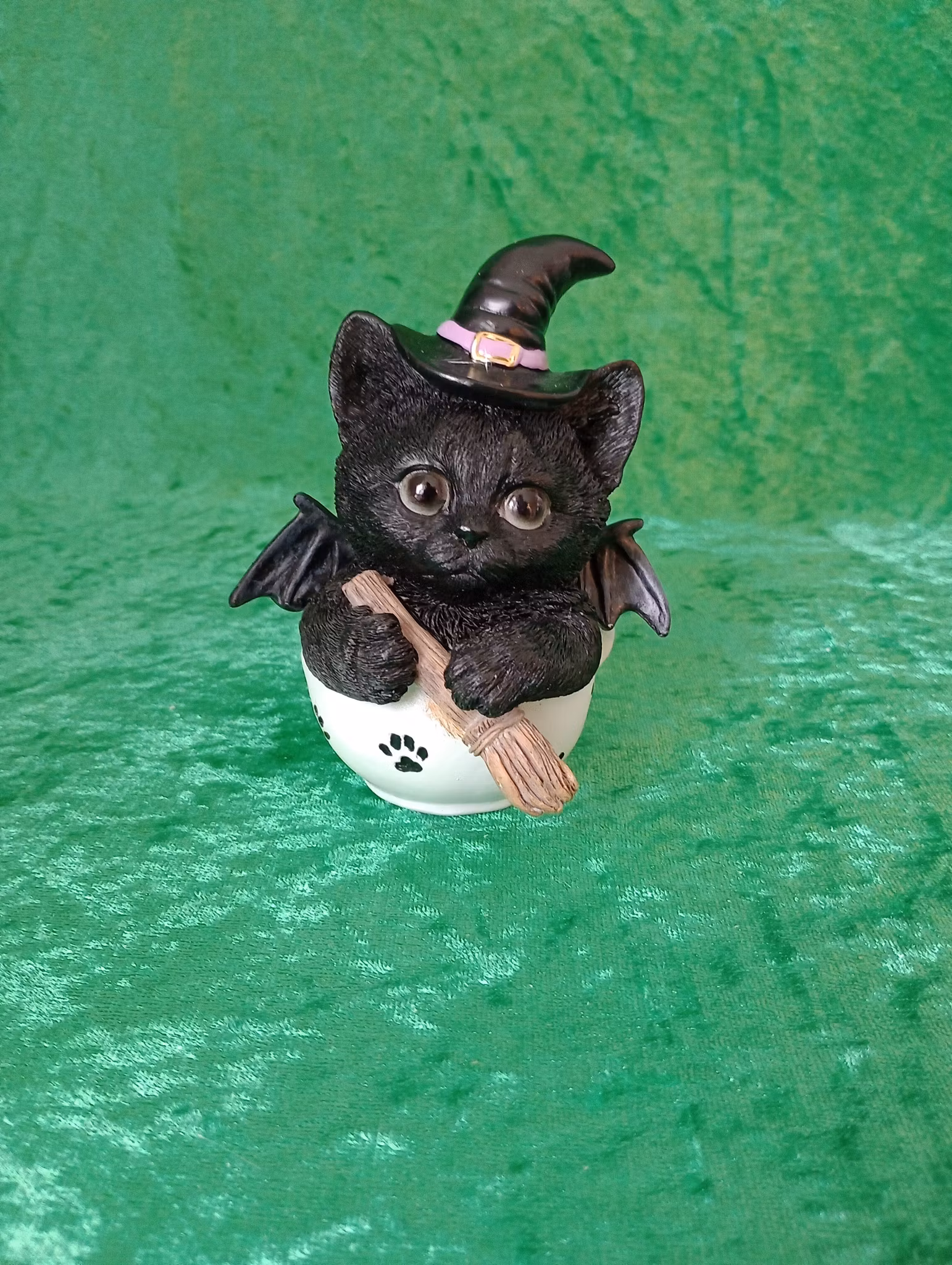Katt i tekopp