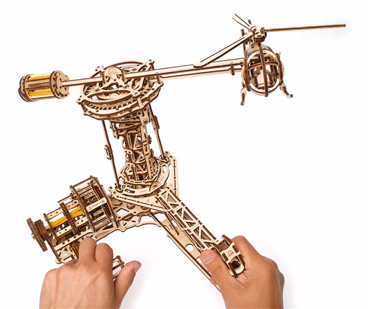 Ugears - Aviator - Byggsats i trä