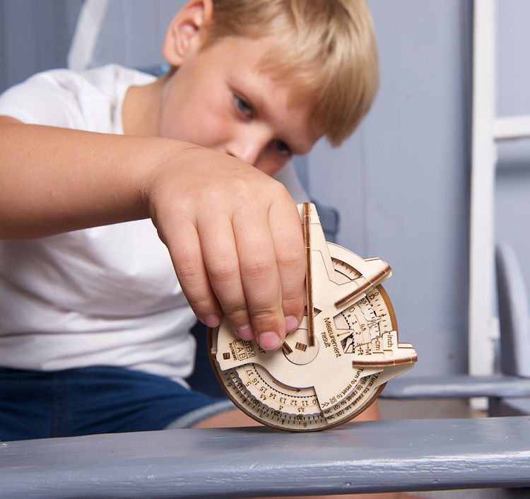 Ugears - Curvimeter - STEM LAB - Byggsats i trä