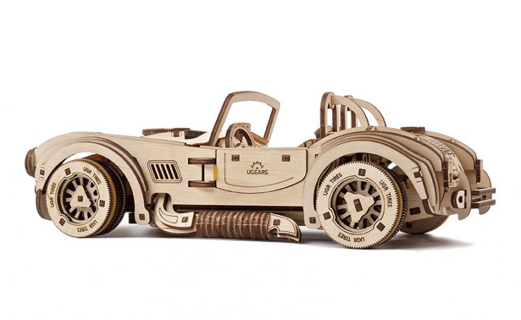Ugears - Drift Cobra Racing Car - Byggsats i trä