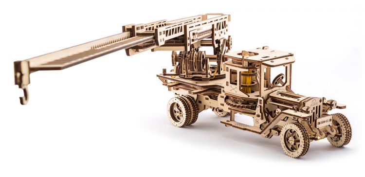 Ugears - Stegbil - Byggsats i trä