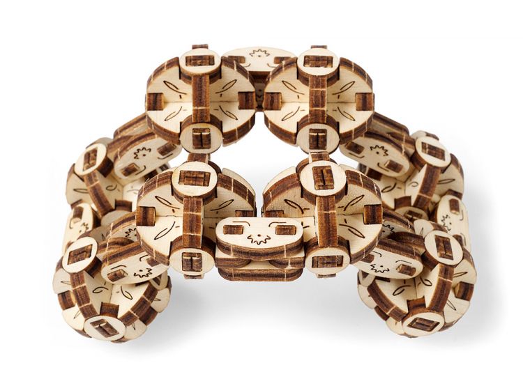 Ugears - Flexi Cubus - Fidget - Byggsats i trä - Ukraina