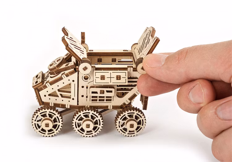 Ugears - Mars Buggy - Byggsats i trä