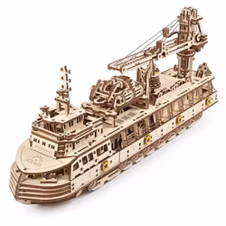 Ugears - Research Vessel - Byggsats i trä