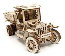 Ugears - Mechanical Truck UGM-11 - Byggsats i trä