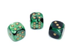 Tärningar - Gemini 16mm d6 Black-Green/gold Dice Block (12 dice)