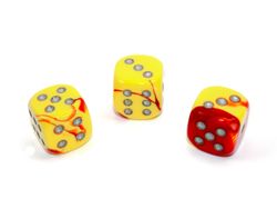 Tärningar - Gemini 16mm d6 Red/Yellow/Silver Dice Block (12 dice)