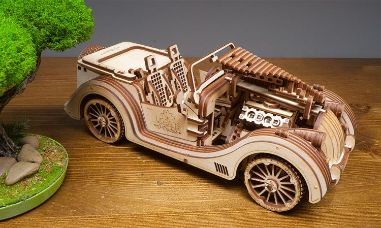 Roadster VM-01 - Byggsats i trä. Öppen huv