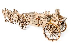 Ugears - Kunglig vagn - Byggsats i trä