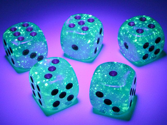 Tärningar - Borealis 16mm d6 Teal/gold Luminary Dice Block (12 dice)