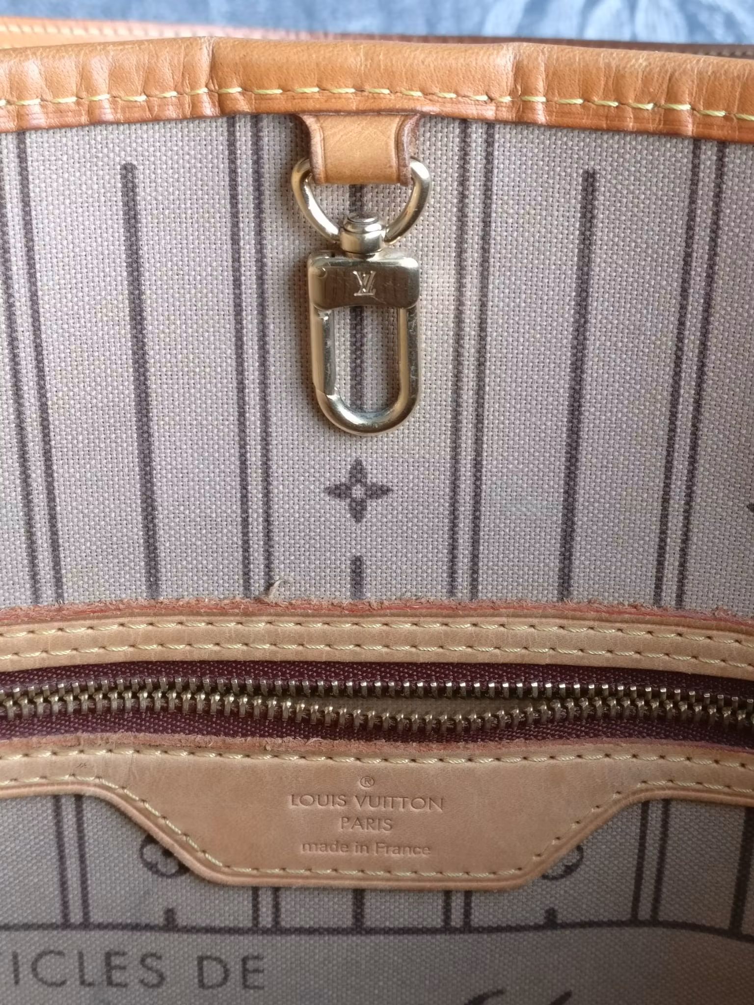 Louis Vuitton Neverfull PM
