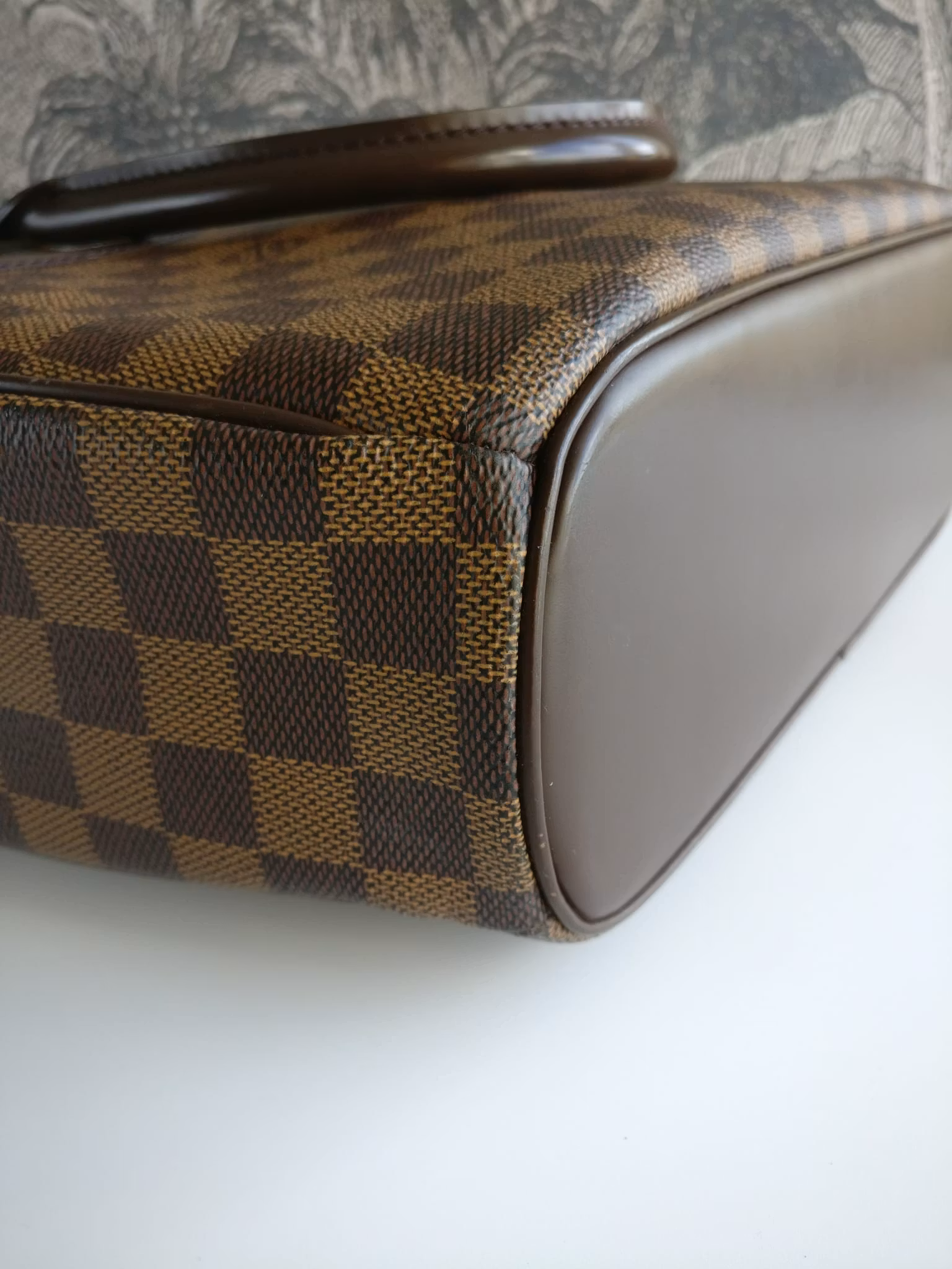 Louis Vuitton Sarria Horizontal