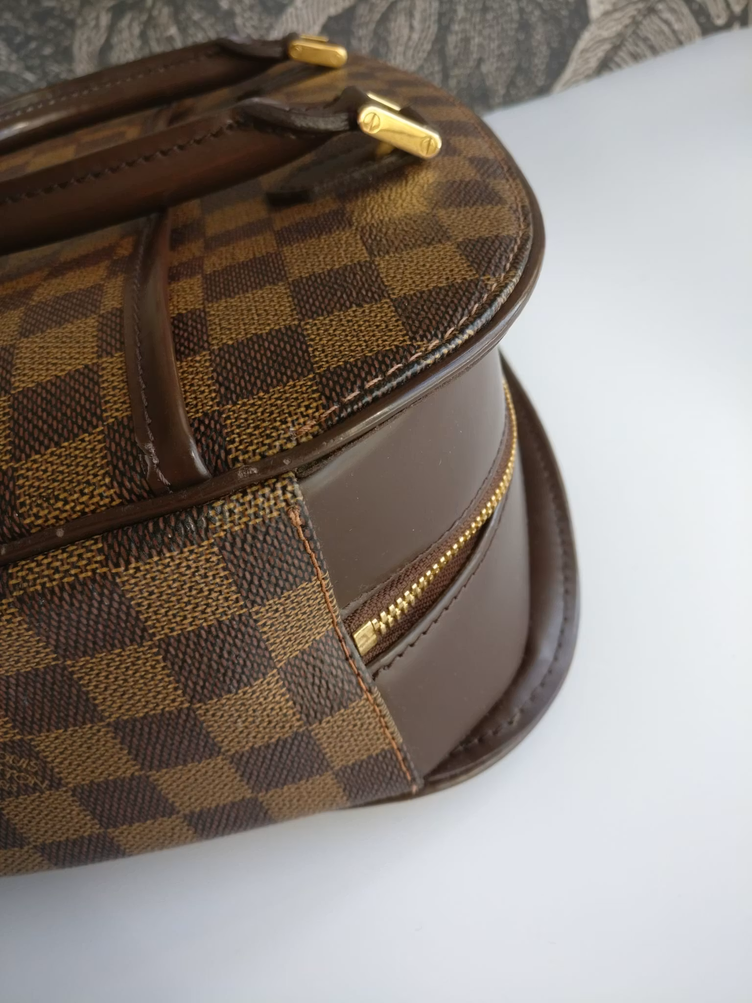 Louis Vuitton Sarria Horizontal