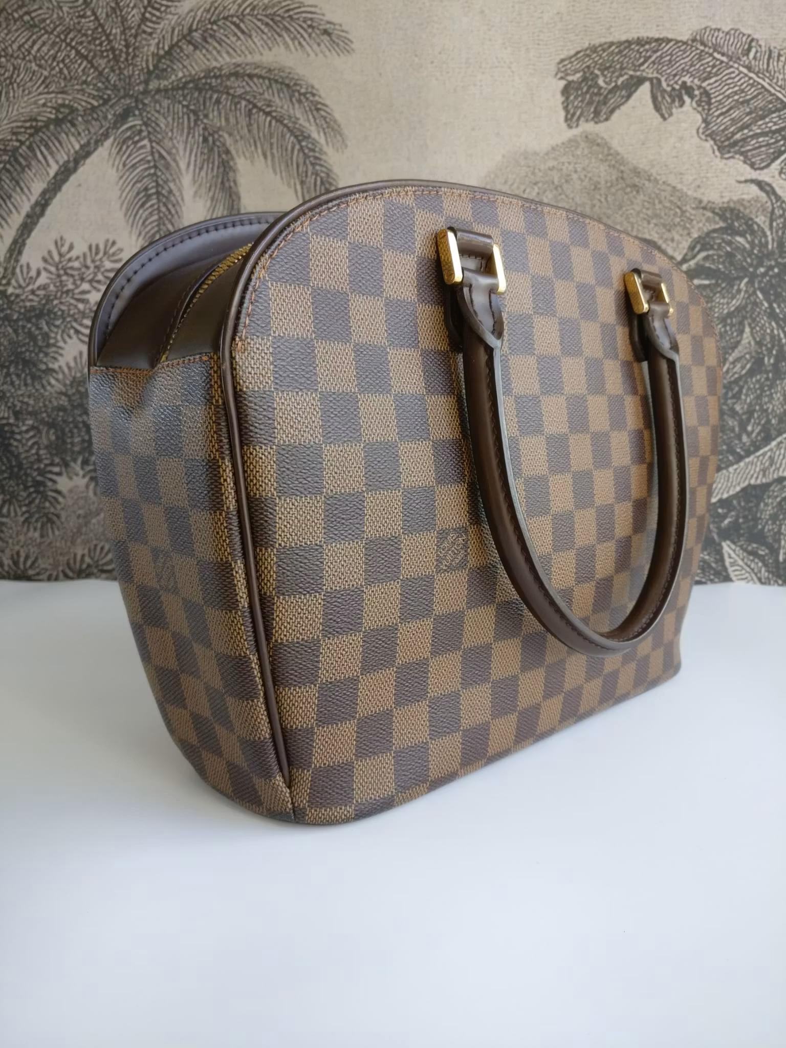 Louis Vuitton Sarria Horizontal